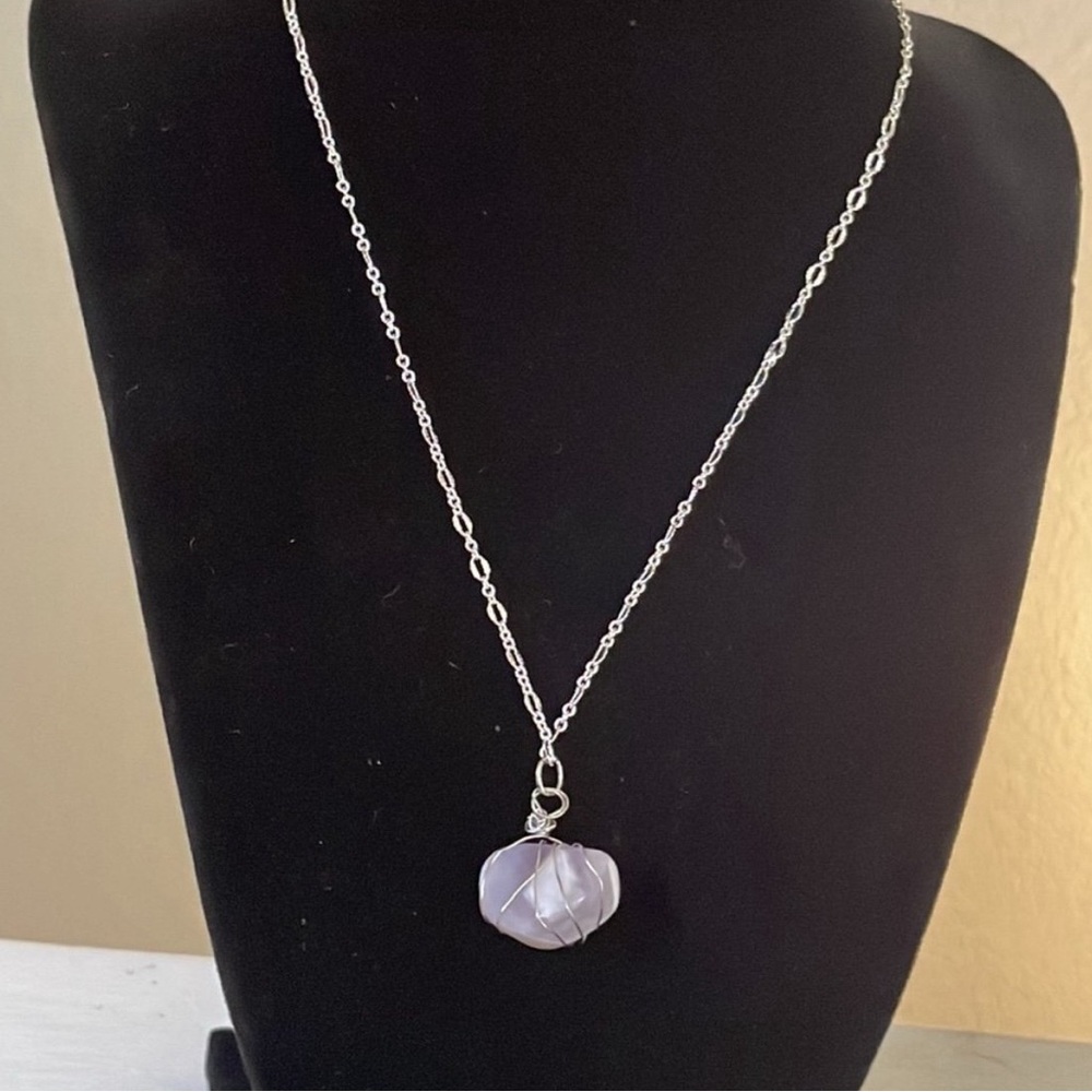 Elegant Silver Necklace with Purple Pendant